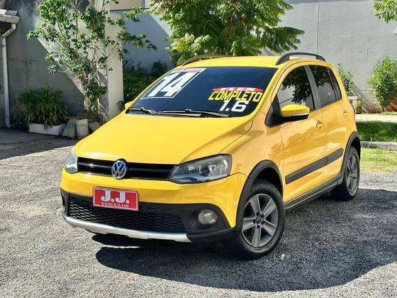 VOLKSWAGEN CROSSFOX 1.6 MI FLEX 8V 4P MANUAL